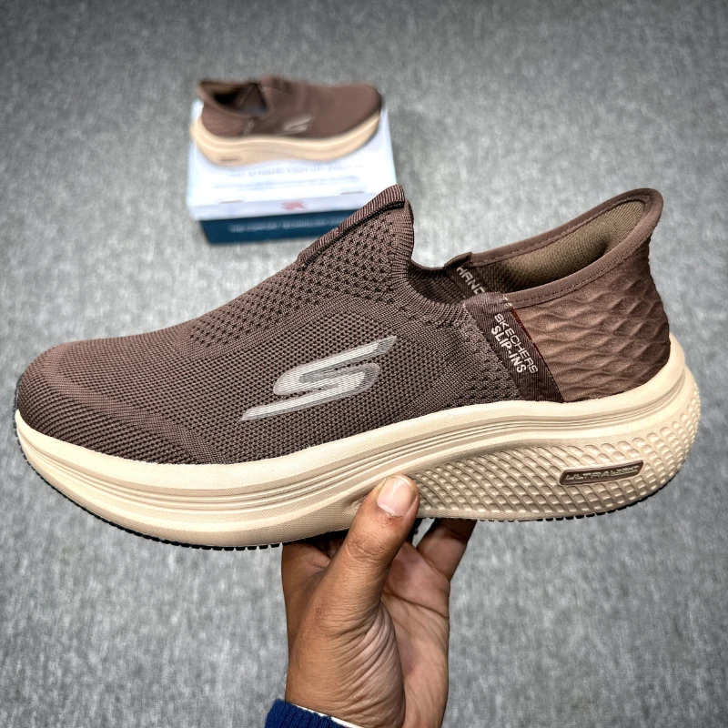 Skecher$ Slip-ins: Max Cushioning-Brown