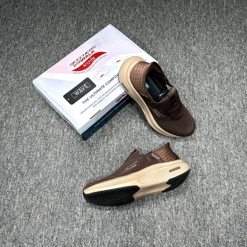 Skecher$ Slip-ins: Max Cushioning-Brown