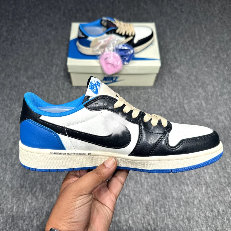 Air Jordan 1 Low Travis Scott x Fragment