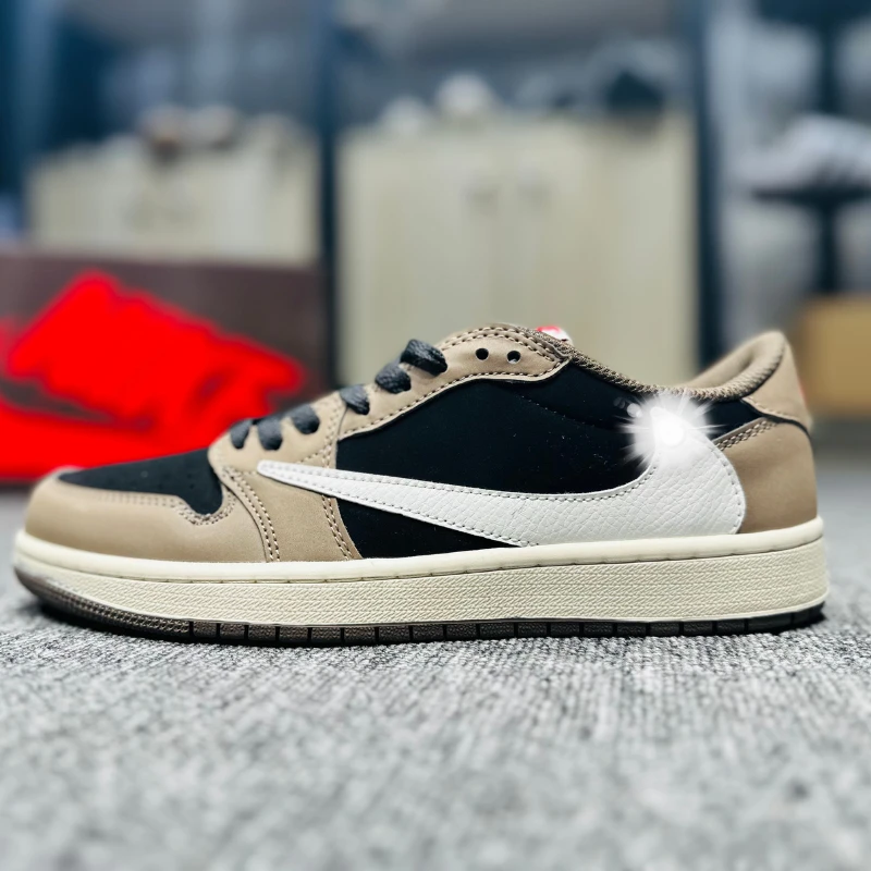 Travis Scott x Air Jordan 1 Low Dark Mocha Black - Thumbnail 5